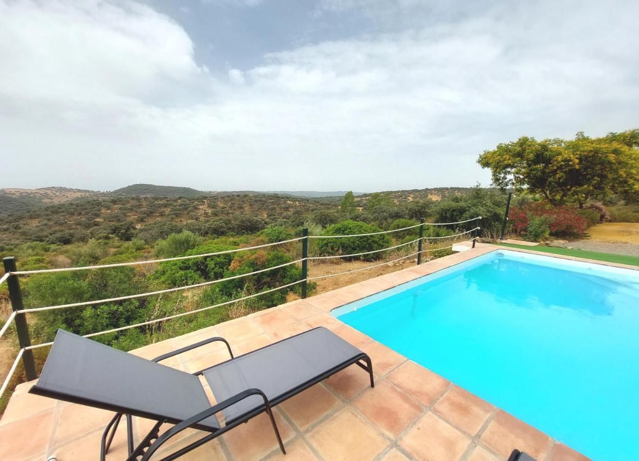 אל קסטיו דה לאס גוארדאס Casa Rural La Aulaga מראה חיצוני תמונה