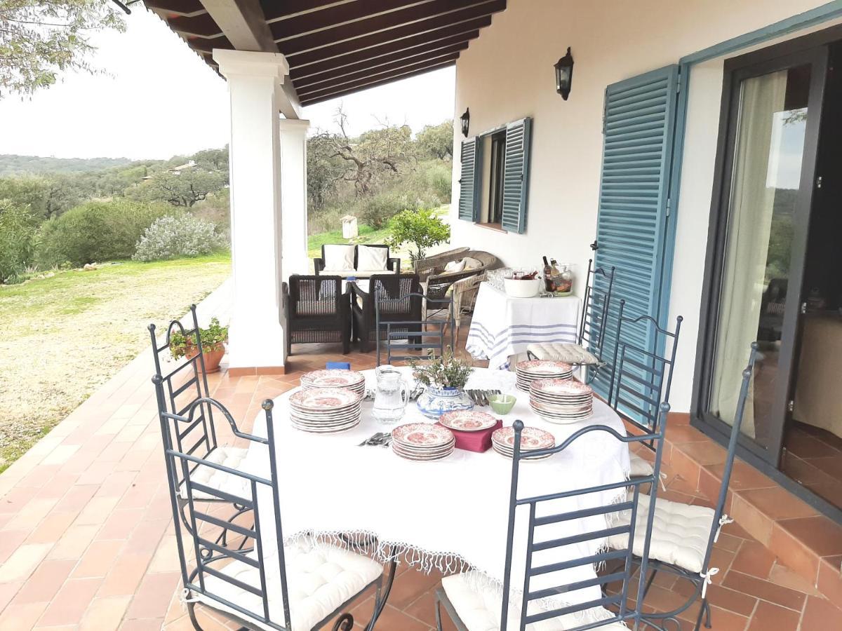 אל קסטיו דה לאס גוארדאס Casa Rural La Aulaga מראה חיצוני תמונה