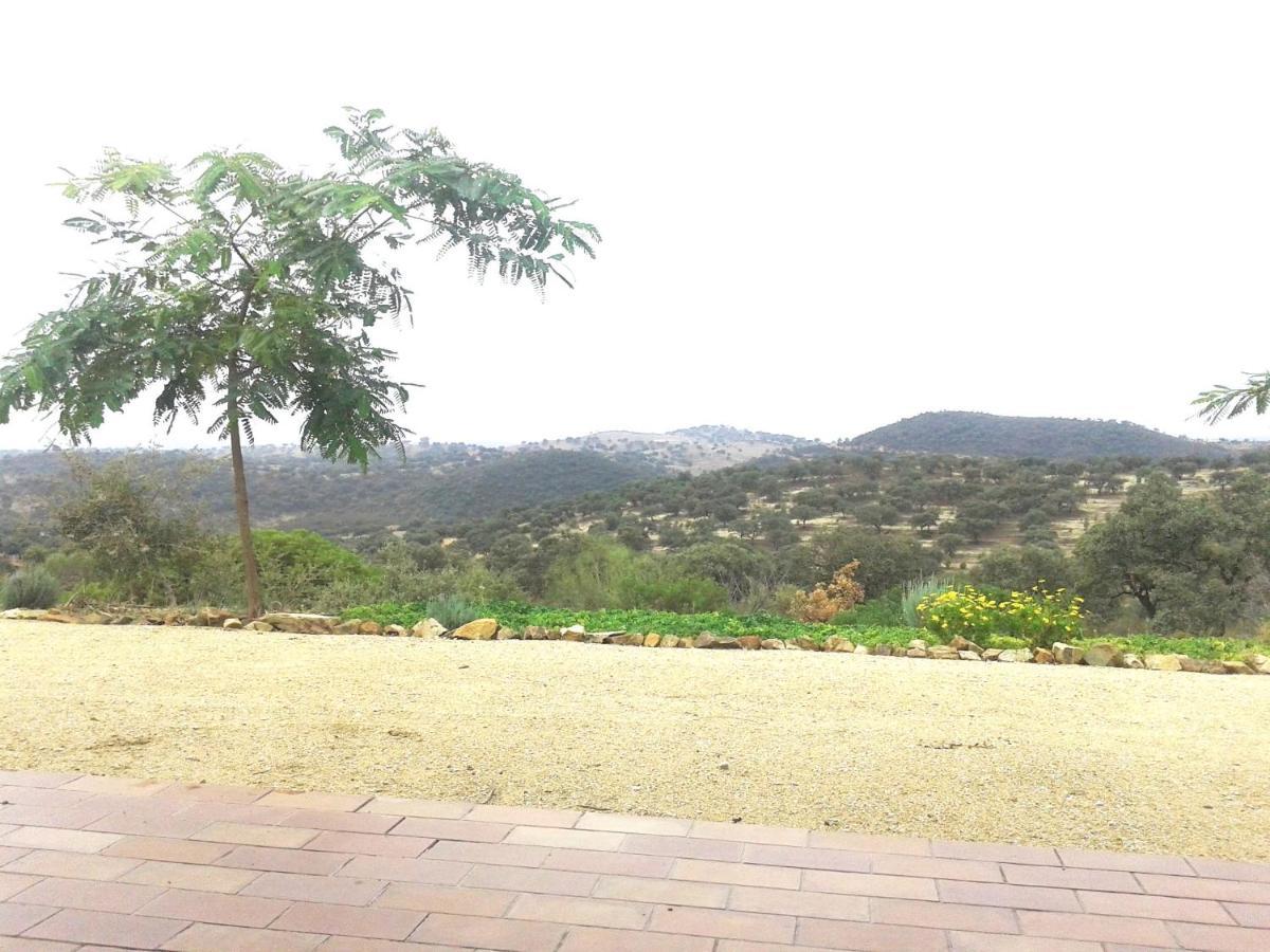 אל קסטיו דה לאס גוארדאס Casa Rural La Aulaga מראה חיצוני תמונה